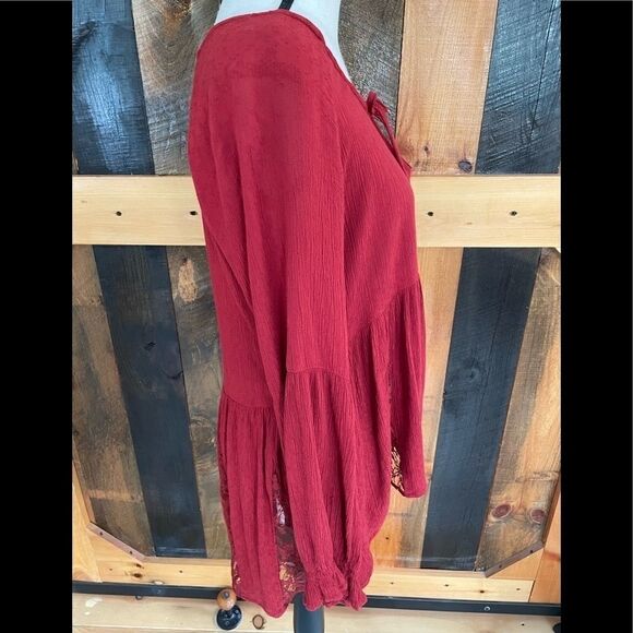 American Eagle 🦅 tie front long sleeved peasant style top with lace inserts XS - Picture 3 of 6
